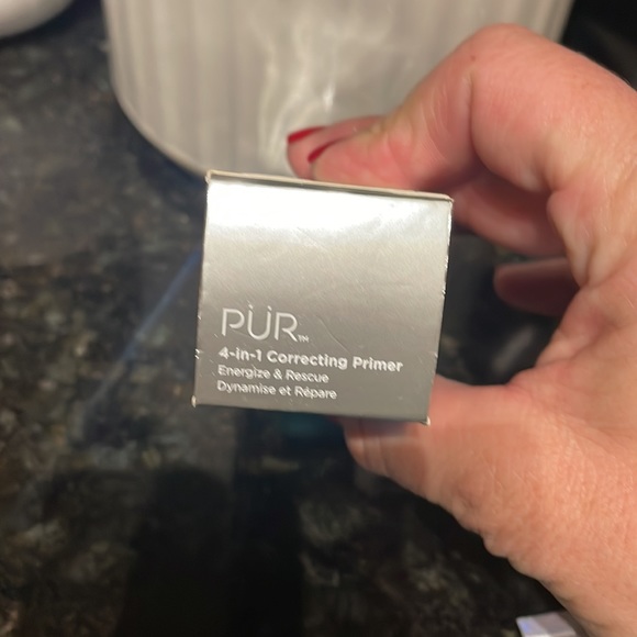 PUR 4-in-1 Correcting Primer NIB - Picture 3 of 4
